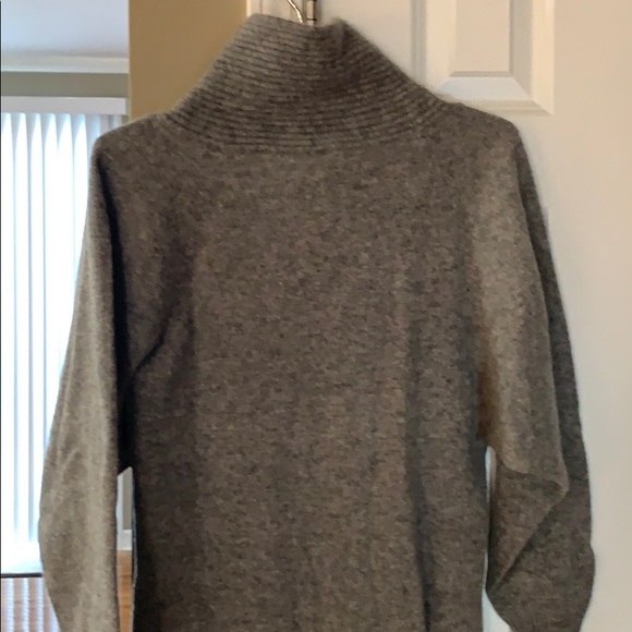 *Feature* Sophisticated, Classy D. D. Sloane Gray Lambswool Angora Sweater Dress - Picture 5 of 7